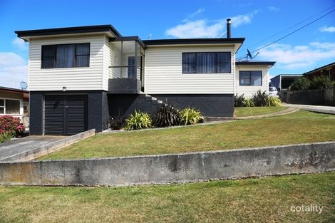 14 Sampson Ave, Smithton, TAS 7330