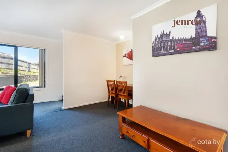 Property photo of 2/24 Heather Crescent Park Grove TAS 7320