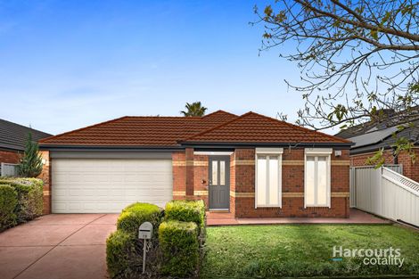19 Edgbaston Pde, Caroline Springs, VIC 3023