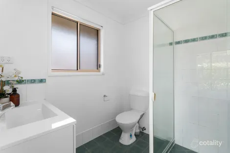 Property photo of 11 Oasis Court Morayfield QLD 4506