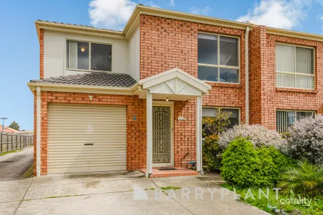 Property photo of 2/93 Pecks Road Sydenham VIC 3037