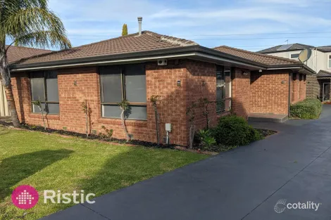 Property photo of 25 Golf Links Drive Mill Park VIC 3082