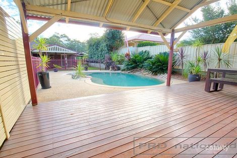 Property photo of 35 Leinster Circuit Ashtonfield NSW 2323