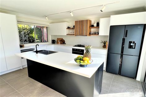 Property photo of 7 Lesbos Place Orange NSW 2800