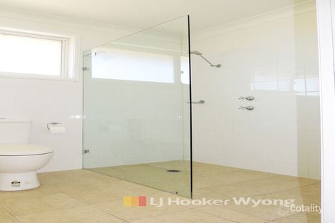 Property photo of 1/2 Arthur Drive Wyong NSW 2259