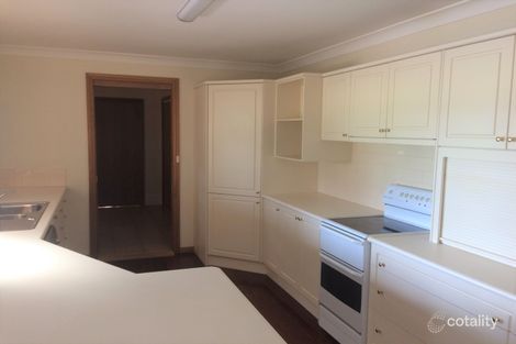 Property photo of 3 Robertson Close Dungog NSW 2420