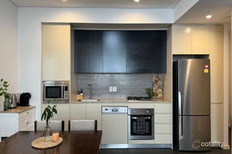 Property photo of 208/16 Savona Drive Wentworth Point NSW 2127