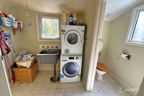 Property photo of 17 Shard Crescent Whyalla Stuart SA 5608
