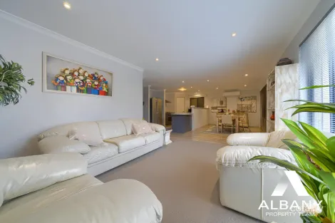 Property photo of 20 Cleave Close McKail WA 6330