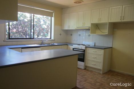 Property photo of 4 Boronia Crescent Strathdale VIC 3550