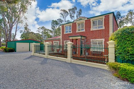 2 Cutting Rd, Marion, SA 5043