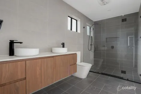 Property photo of 4 Faxon Close Colebee NSW 2761