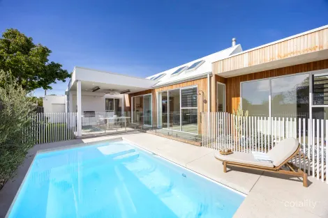 Property photo of 34 Foothills Avenue McCrae VIC 3938