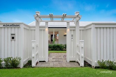 Property photo of 19 Timbertop Mead Burleigh Heads QLD 4220