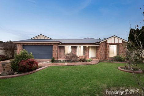 Property photo of 8 Lovat Place Melton VIC 3337