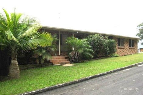 Property photo of 1 St Georges Square Springfield NSW 2250