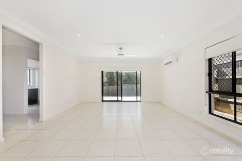 Property photo of 6 Daniell Close Ripley QLD 4306
