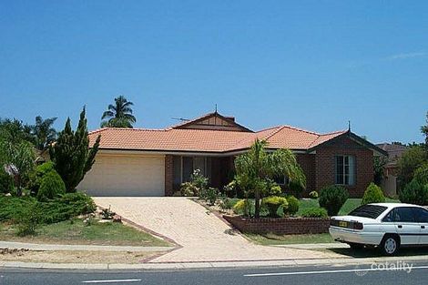 2 Pine Gdns, Woodvale, WA 6026