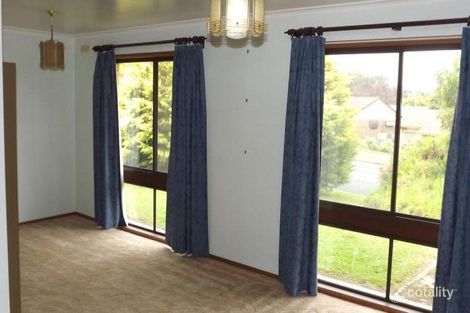 Property photo of 128 Baranbale Way Springdale Heights NSW 2641
