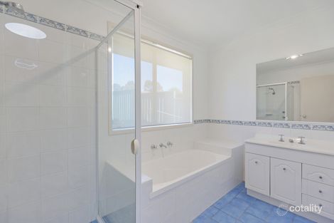 Property photo of 12 Sunbird Terrace Glenmore Park NSW 2745