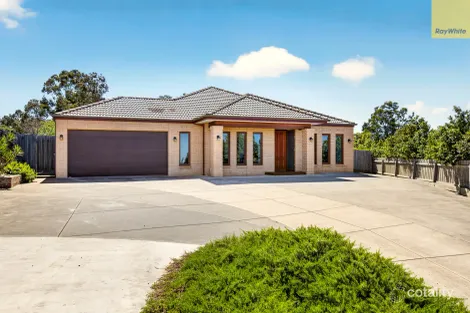43 DARLEY DR, DARLEY, VIC 3340
