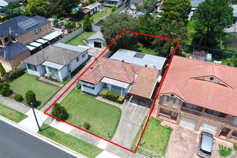 Property photo of 19 Chifley Avenue Sefton NSW 2162