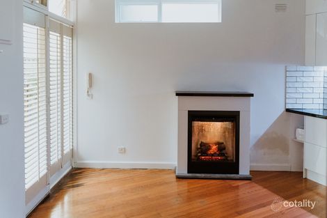 Property photo of 8/21 Redan Street St Kilda VIC 3182