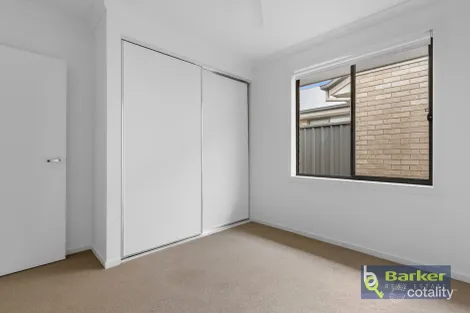 Property photo of 29 Christopher Way Evanston Gardens SA 5116