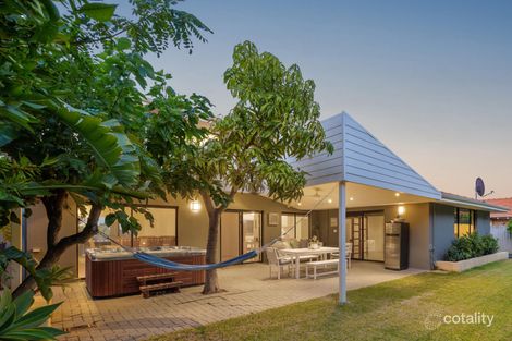 Property photo of 17 Maynard Way Karrinyup WA 6018