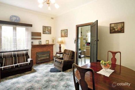 Property photo of 24 Naroon Road Alphington VIC 3078