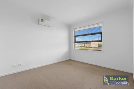Property photo of 29 Christopher Way Evanston Gardens SA 5116