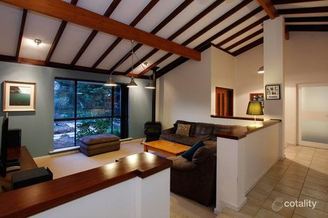 13 Naylor Pl, Lesmurdie, WA 6076