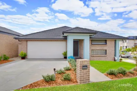 Property photo of 28 Alinta Promenade Jordan Springs NSW 2747