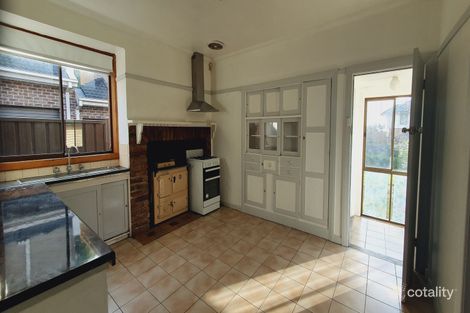 42 Boldrewood Pde, Reservoir, VIC 3073