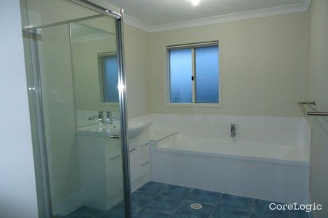 Property photo of 8 Ramsey Court Lowood QLD 4311