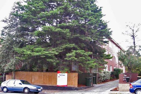 Property photo of 3/152 Alma Road St Kilda East VIC 3183