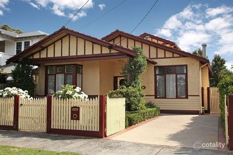 2 Munro Ave, Carnegie, VIC 3163