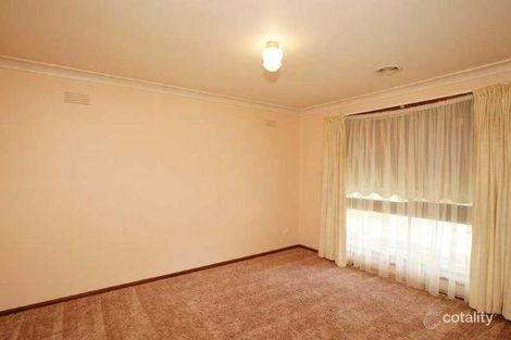 Property photo of 9 Nandina Avenue Lake Albert NSW 2650