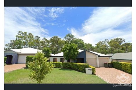 Property photo of 10 Parkside Place Forest Lake QLD 4078
