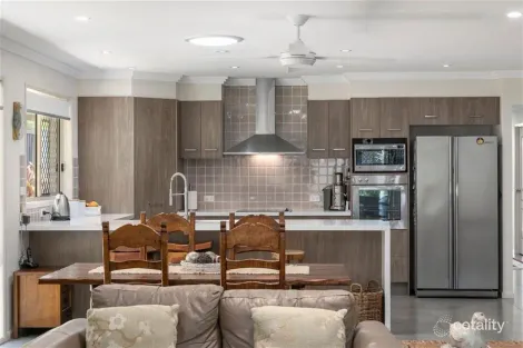 Property photo of 24 Baychester Place Wakerley QLD 4154