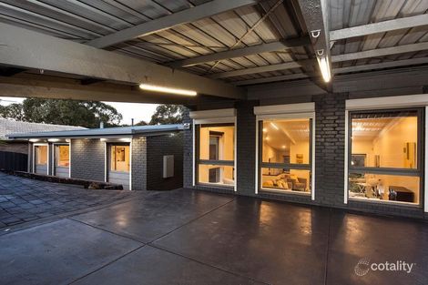 Property photo of 7 Auriol Court Greensborough VIC 3088
