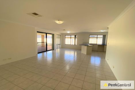 Property photo of 18 St Joseph Fairway Success WA 6164