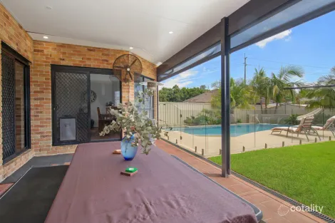 Property photo of 7 Ryan Close Woongarrah NSW 2259