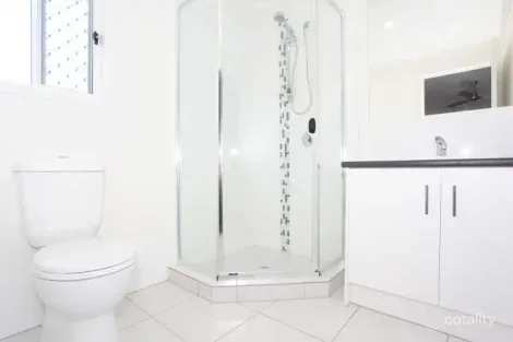 Property photo of 3 Pine Place Upper Kedron QLD 4055