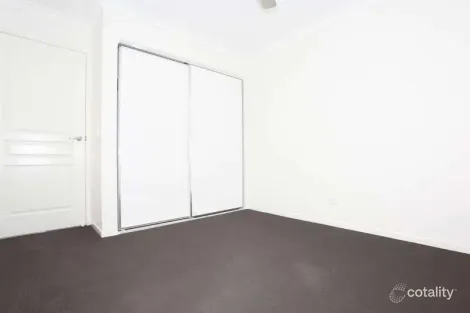 Property photo of 3 Pine Place Upper Kedron QLD 4055