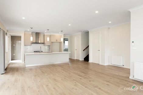 Property photo of 10 Tambet Street Bentleigh East VIC 3165