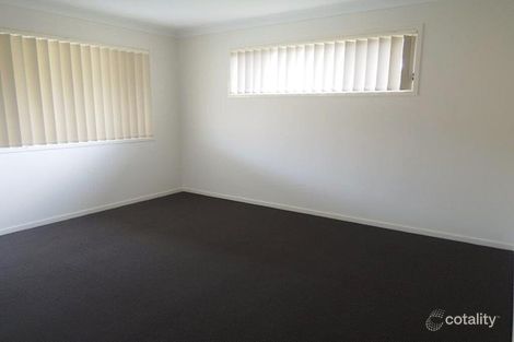 Property photo of 18 Sunstone Avenue Pimpama QLD 4209