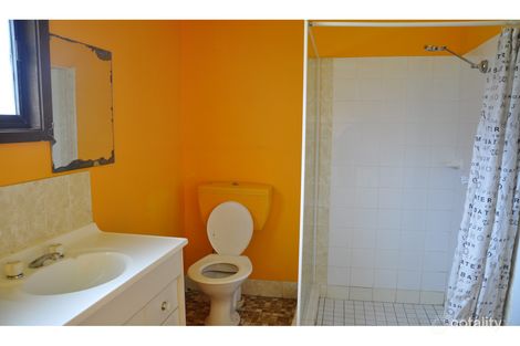 Property photo of 145 Lakedge Avenue Berkeley Vale NSW 2261