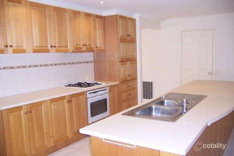 Property photo of 3 Sweet Wattle Place Somerville VIC 3912