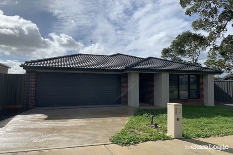 Property photo of 3 Greenaway Drive Kilmore VIC 3764